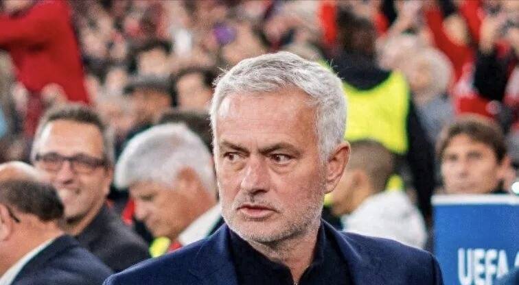 62岁穆帅又赢了！德佬这番话，撕开了欧洲足坛的妒忌遮羞布？